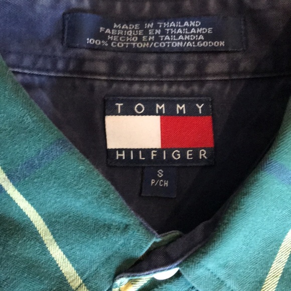 Vintage Tommy Hilfiger shirt - Picture 3 of 3